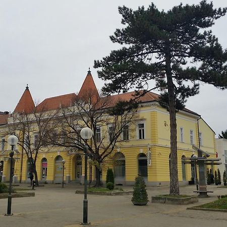 Bed&Breakfast Twenty Kikinda Exterior foto